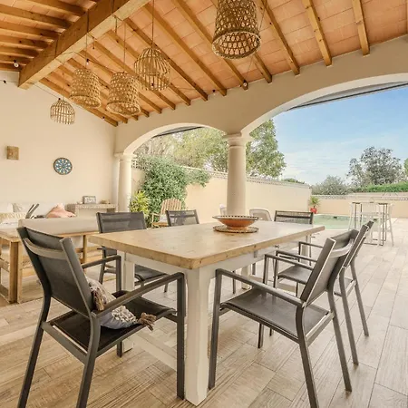 Holiday home Gorgeous In With Private Swimming Pool, Be Inside Or Outside *