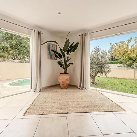 Gorgeous In With Private Swimming Pool, Be Inside Or Outside Mauguio